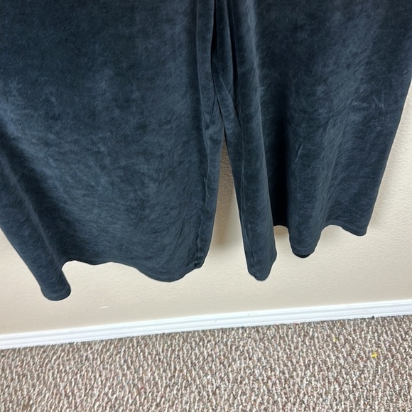 Calé GIGI BLACK VELOUR CROPPED WIDE LEG JUMPSUIT - Picture 7 of 9